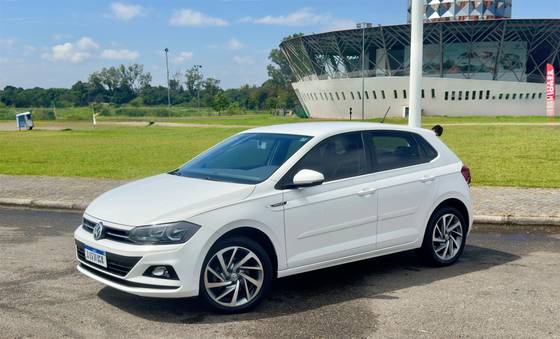 VOLKSWAGEN POLO 1.0 200 TSI COMFORTLINE AUTOMÁTICO